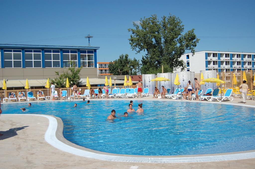 Hotel Aurora Mamaia Exterior photo